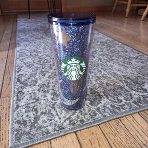 Starbucks Make A Wish DISNEY  Glitter Tumbler with Lid. 24 OZ